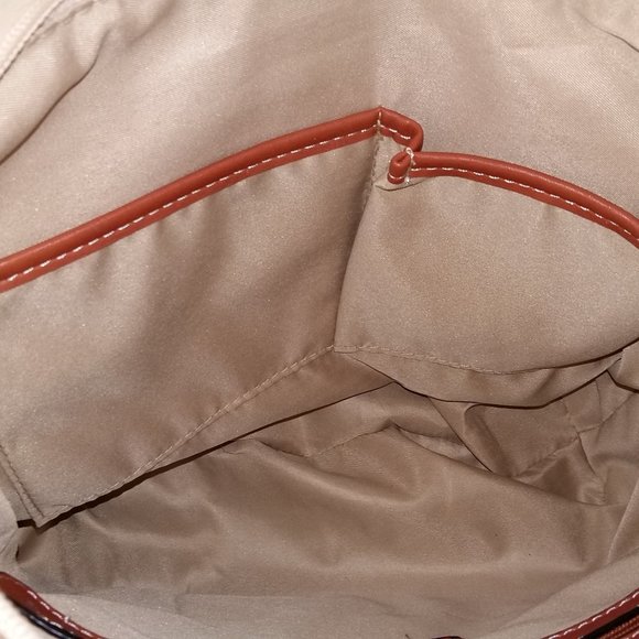 NWOT "Company" Beautiful cream handbag with long and short tan shoulder straps! - Picture 3 of 3